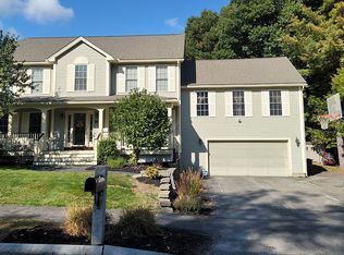 26 Cherrywood Dr, Nashua, NH 03062