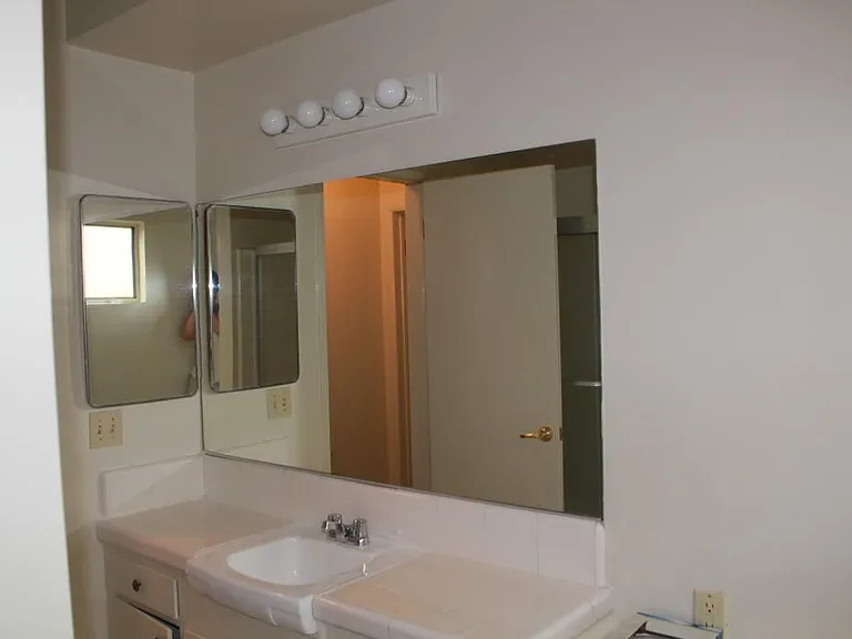 15444 Vanowen St #1 — Photo 12