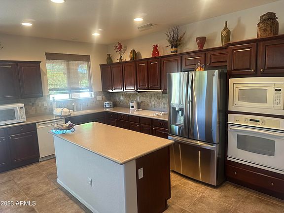4th image of 17026 W EUREKA SPRINGS Drive