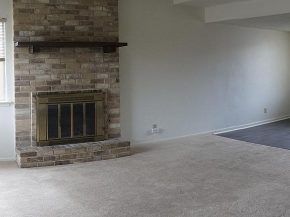 005_Living Room _08092022