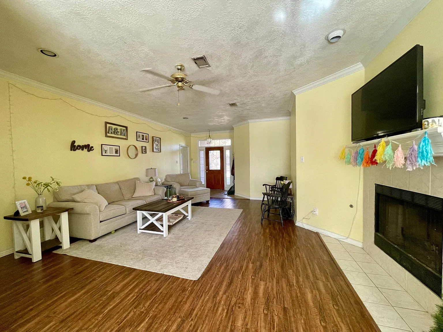 3 bed, 1647 sqft, $2,295 — Photo 3