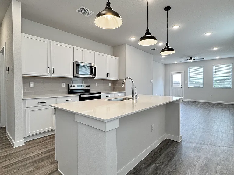 14702 Emerio Dr — Photo 1