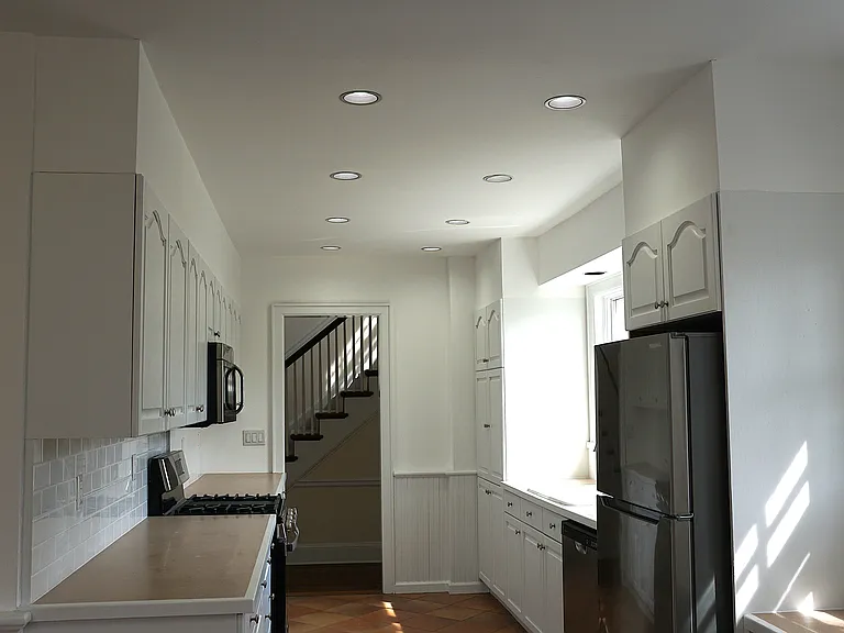 10 Bon Air Ave — Photo 13