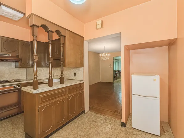 2215 West 6th Street image 6 of 28