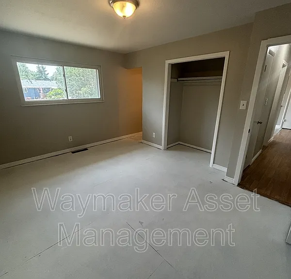 3495 Montebello Dr W — Photo 8