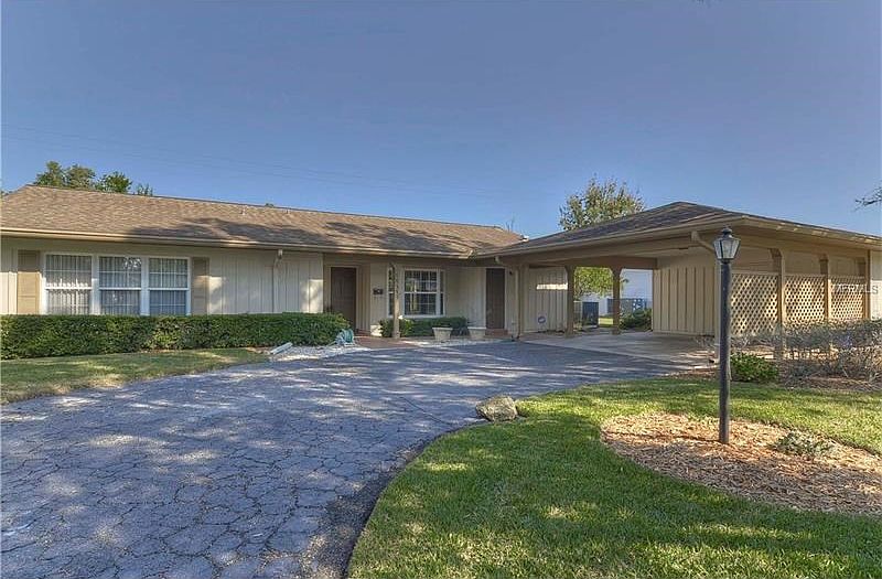 BRAND NEW EXTERIOR PAINT OCT. 2016