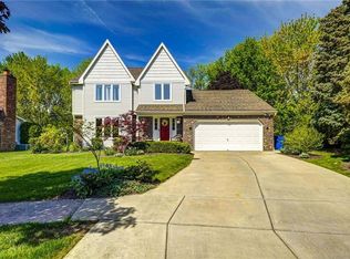 64 Forestview Ct, Williamsville, NY 14221