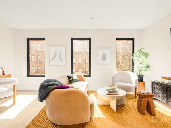 221 East 48th Street 2 image 3 of 16
