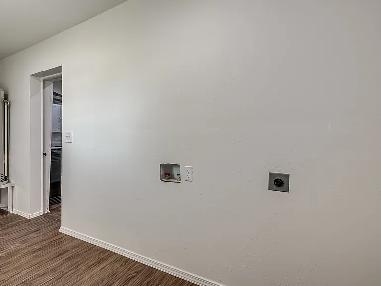 515 W Martin St — Photo 33