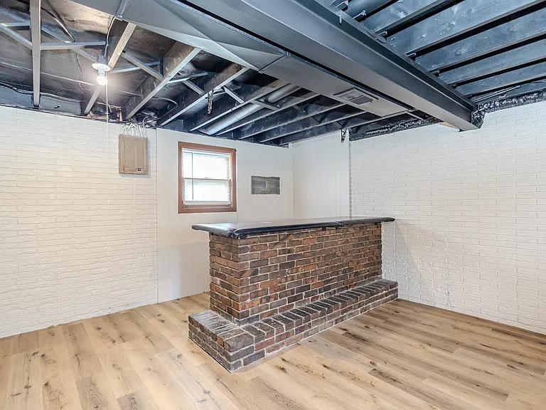 4363 Medina Dr — Photo 18