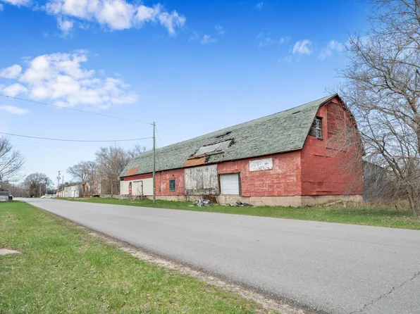 143 E Hayes St, Mecosta, MI 49332