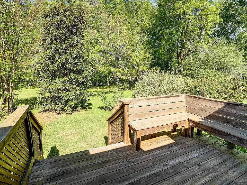 22nd image of 1421 Arrington Rd