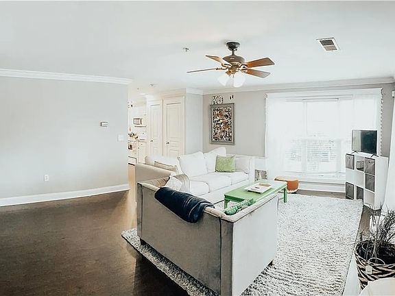2nd image of 833 Old Greenville Hwy APT 1022