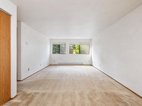 5th image of 12051 28th Ave NE APT 207