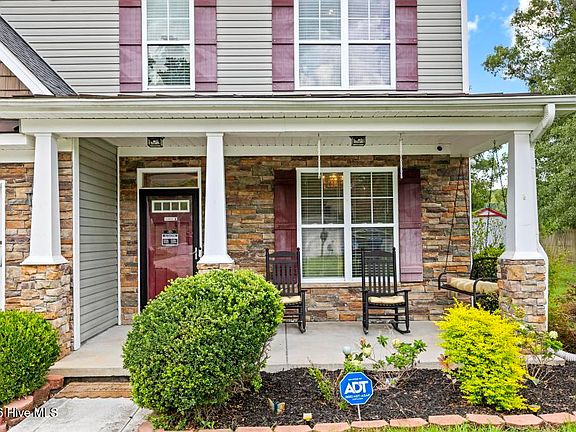 3rd image of 201 Old Millstone Court