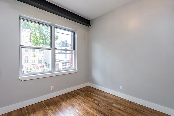 Rented by Nooklyn NYC LLC | media 19
