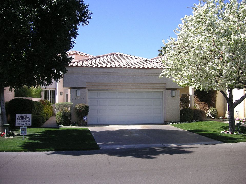 Front Entrance 2 Car Garage