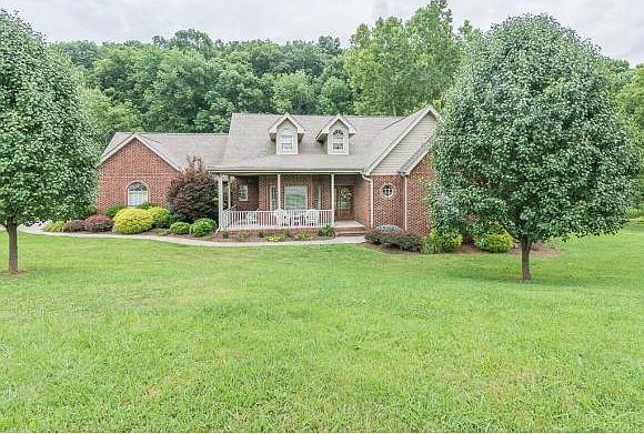 1st image of 416 Deerfield Cir