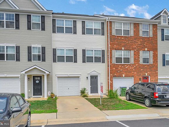 5th image of 2241 Mallard Landing Dr