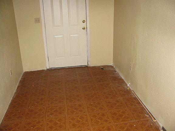 5th image of 9405 S Sheridan Ave