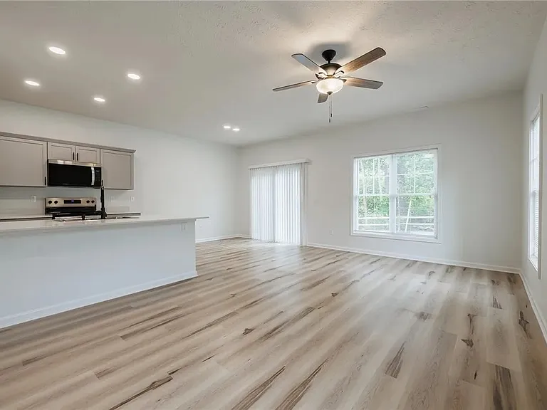 32 Durant Pl #A — Photo 6
