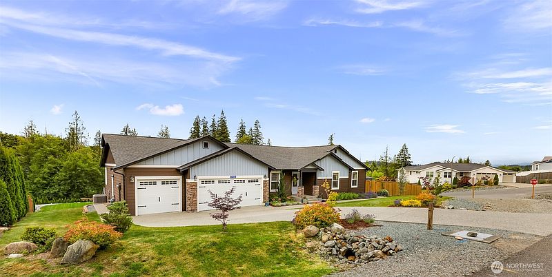 2nd image of 17152 Big Fir Place