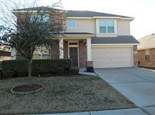 9232 Conestoga Dr, Fort Worth, TX 76131