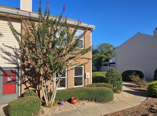 1008 Old Holcomb Bridge Rd, Roswell, GA 30076