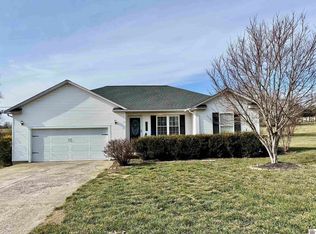 303 Fairview Dr, Mayfield, KY 42066