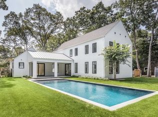 65 Pembroke Dr, East Hampton, NY 11937