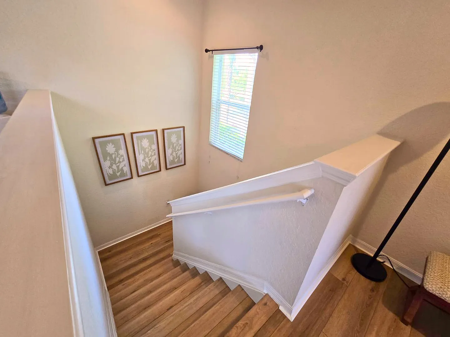 Gated 2BR/ 2BA Townhome Near UTC — Photo 4