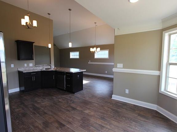 4th image of 147 Magnolia Pl Lot 147