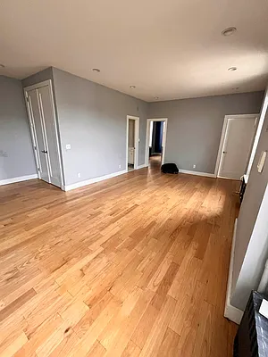 Rented by Space Real Estate | media 18