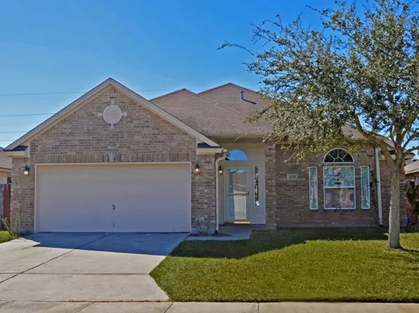 1609 Oak Landing Dr, Aransas Pass, TX 78336