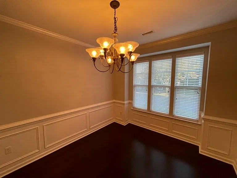 8835 Camden Park Dr — Photo 4