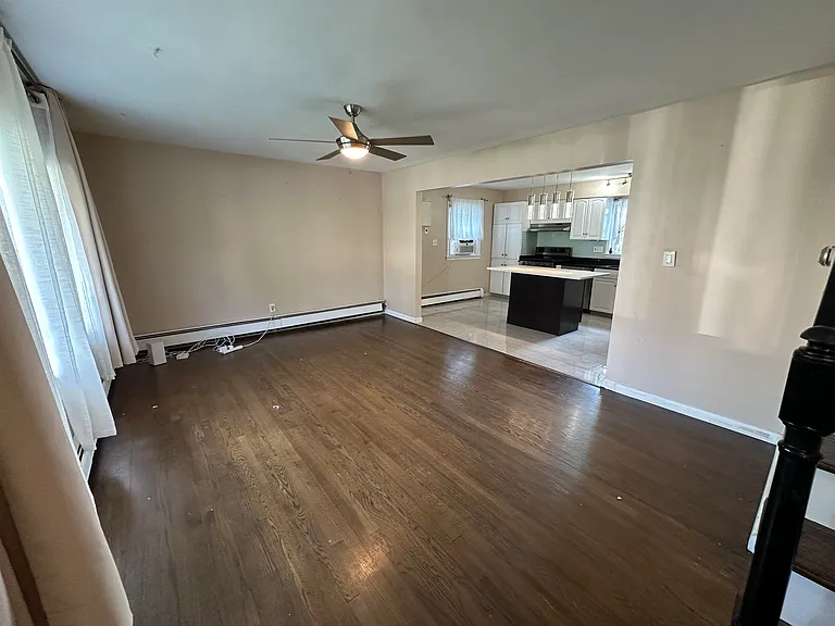 777 Oakwood Ln — Photo 6