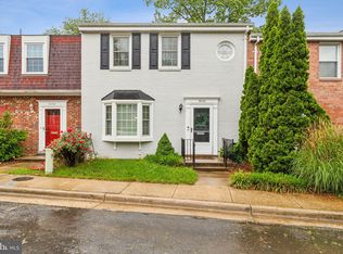 5606 Harding Ave, Alexandria, VA 22311