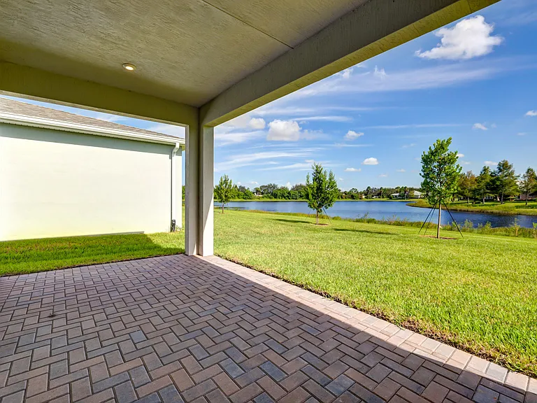 12712 SW Eleanor Dr — Photo 30