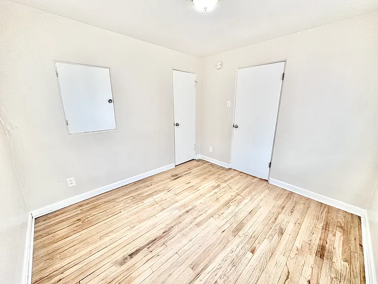 Unit 3 1x1 Top Floor