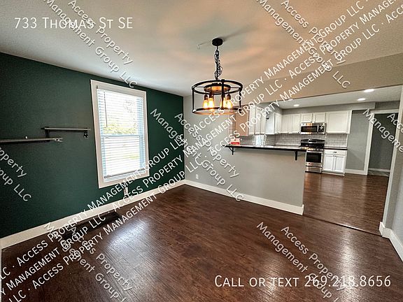 5th image of 733 Thomas St SE
