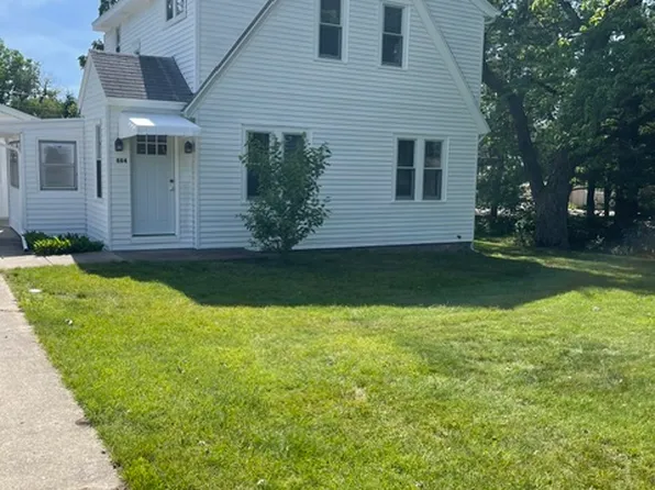 884 Orlando Ave SE, Grand Rapids, MI 49546