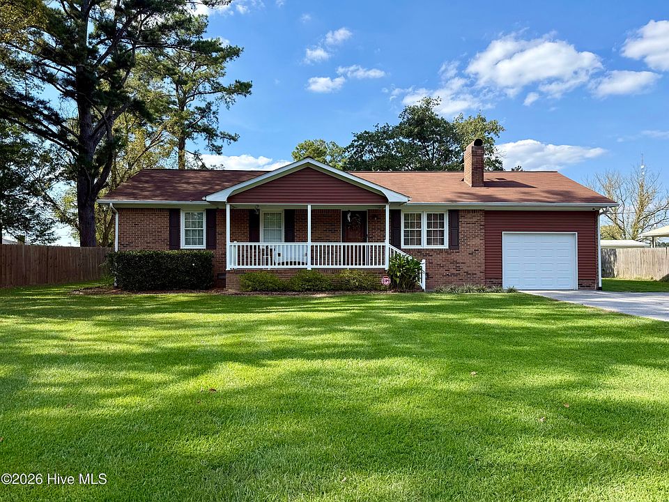 1st image of 1122 Pineview Road
