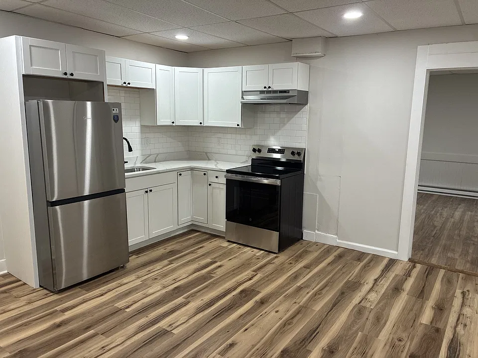 42 Market St #A