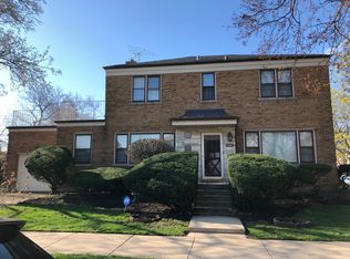 3555 W Glenlake Ave, Chicago, IL 60659