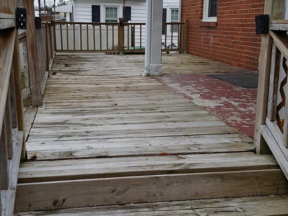 5th image of 1649 Lamar Ave
