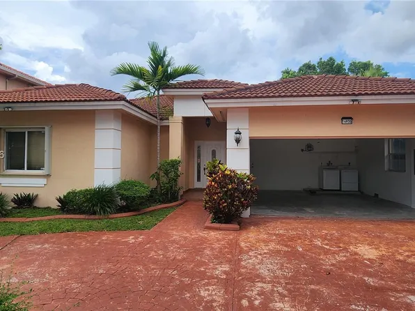 14935 SW 34th St, Miami, FL 33185