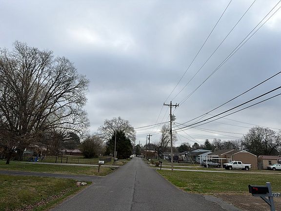 5th image of 90 McAfee Rd