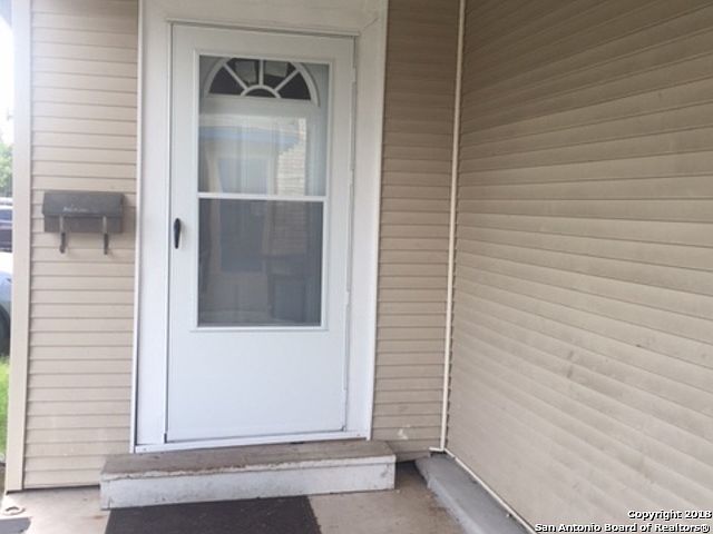 1st image of 1123 Waverly Ave