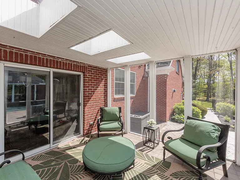 30 Cableknoll Ln — Photo 44
