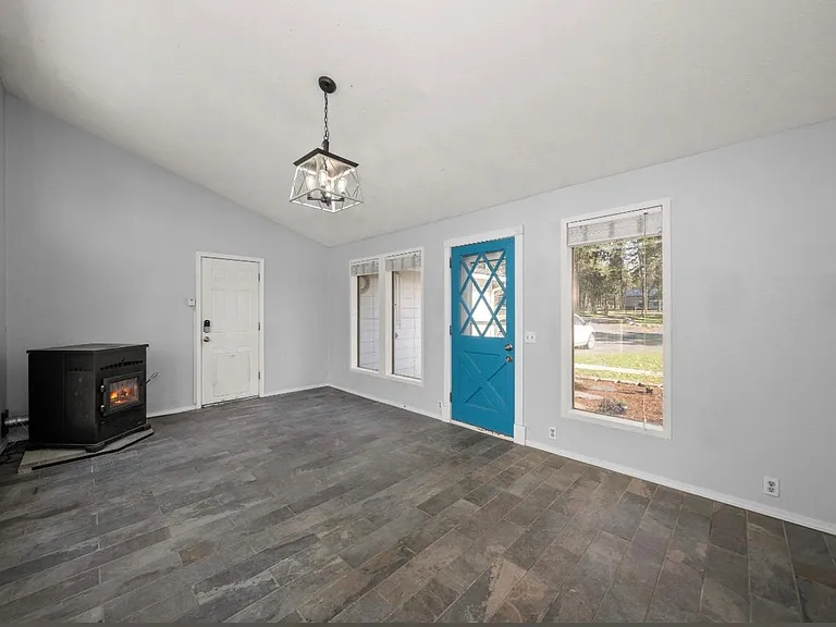 21910 W Bannock Ave — Photo 26